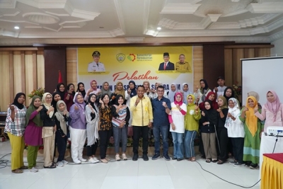 Para peserta pelatihan bertajuk &ldquo;Layanan Proses Sentra Bisnis IKM&rdquo; yang Difasilitasi Luvtrip INdonesia