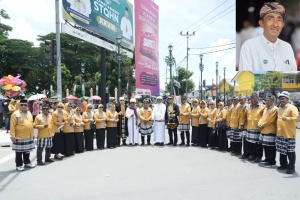 Kafilah Buton Selatan dalam pawai Ta&#039;ruf STQH ke-28 di Kendari., Kadis Pariwisata Busel, Muh Jusni Siradja (Insert) 