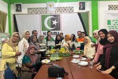 Syukuran Milad FORHATI ke-27 di KAHMI Center Kendari